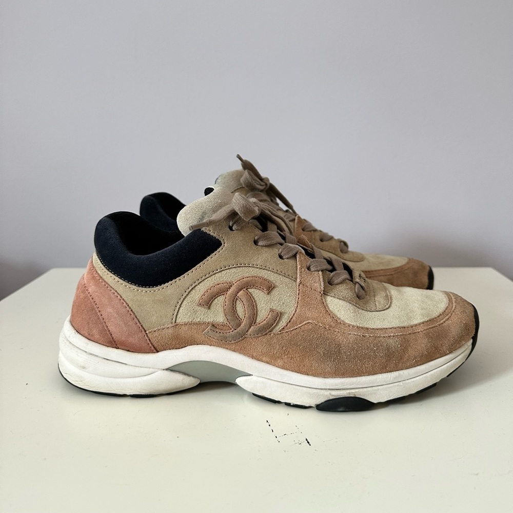 Chanel Pink and Tan Suede CC Sneakers size. 40.5